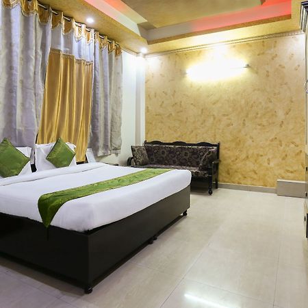 Treebo Trip Sswag 18 Expressway Hotel Noida Luaran gambar