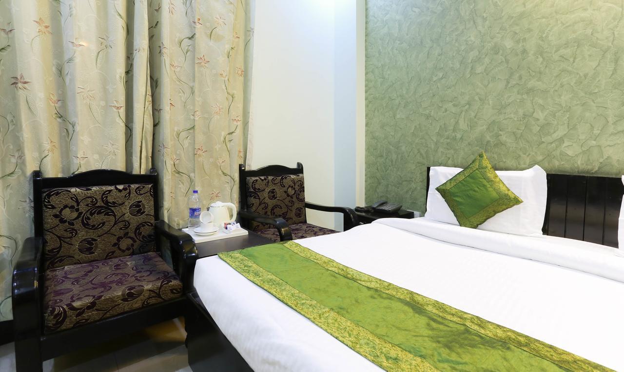 Treebo Trip Sswag 18 Expressway Hotel Noida Luaran gambar