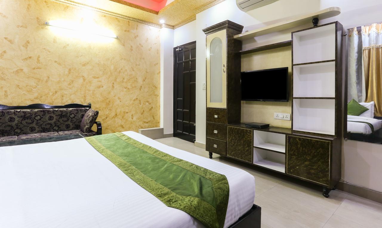 Treebo Trip Sswag 18 Expressway Hotel Noida Luaran gambar